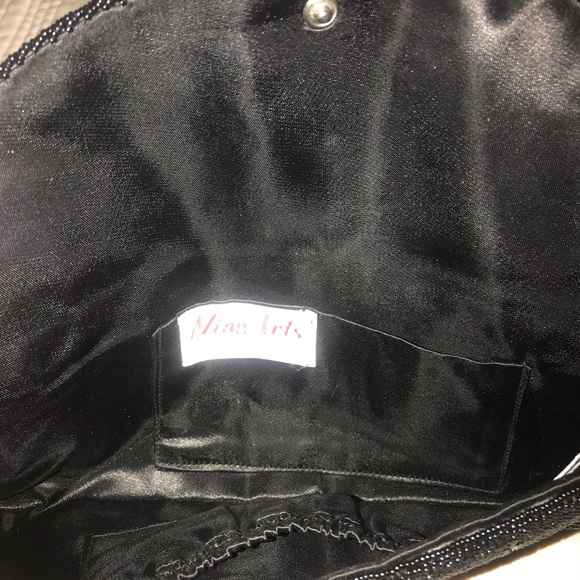 Vintage black beaded clutch in new condition - Picture 2 of 2